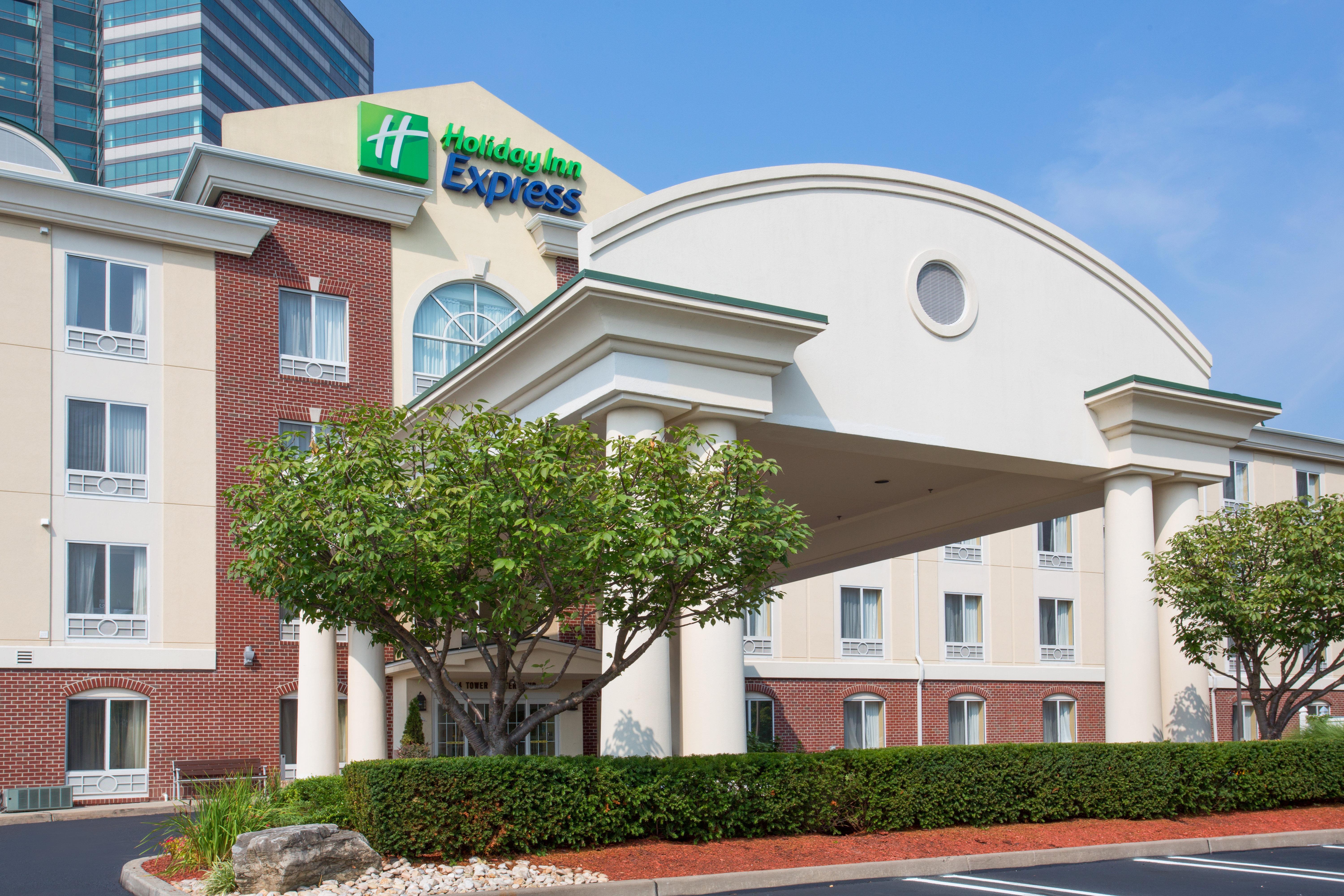 Holiday Inn Express Tower Center New Brunswick By Ihg Ист Брънсуик Екстериор снимка